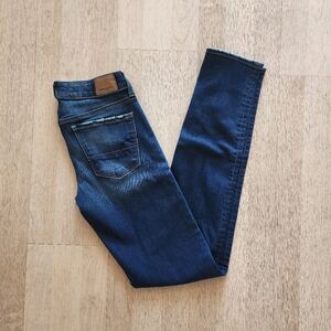 American Eagle Skinny Jeans Super Stretch Denim 2 X-Long Dark Wash No Holes
